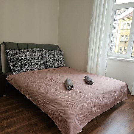 Apartments Zizkov 2C Прага Экстерьер фото