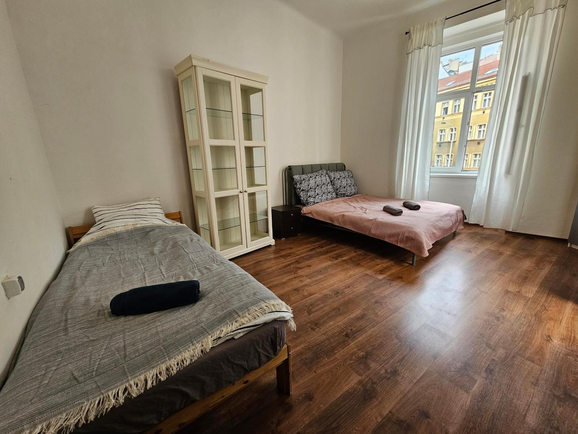 Apartments Zizkov 2C Прага Экстерьер фото